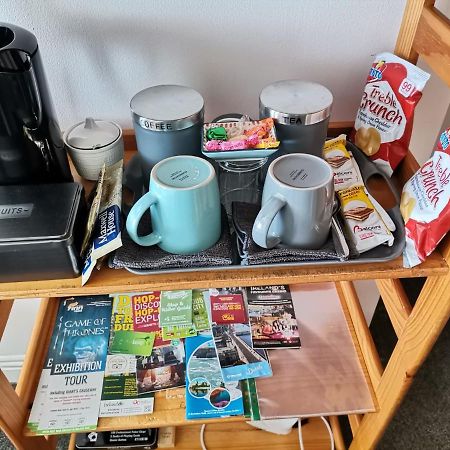 Bright And Cozy Room With Double Bed, Private Bathroom Not Ensuite, Breakfast To Go Dublin Bagian luar foto